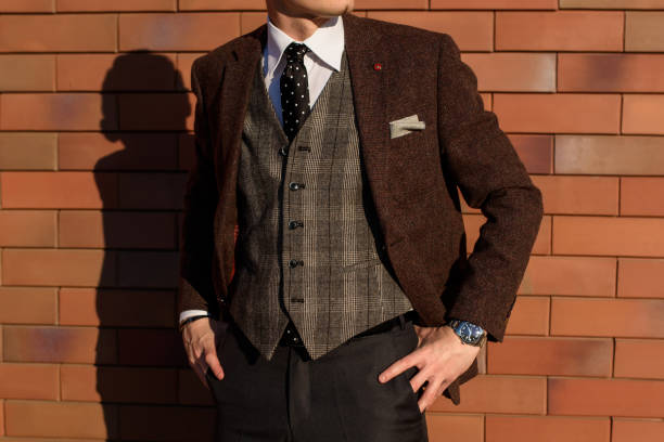 Elevate Your Formal Wardrobe with a Tweed 3 Piece Suit for Autumn and Winter